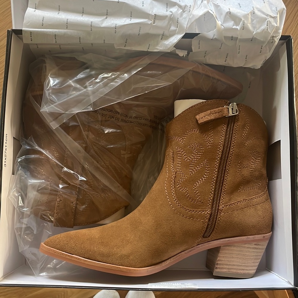 Dolce Vita boots